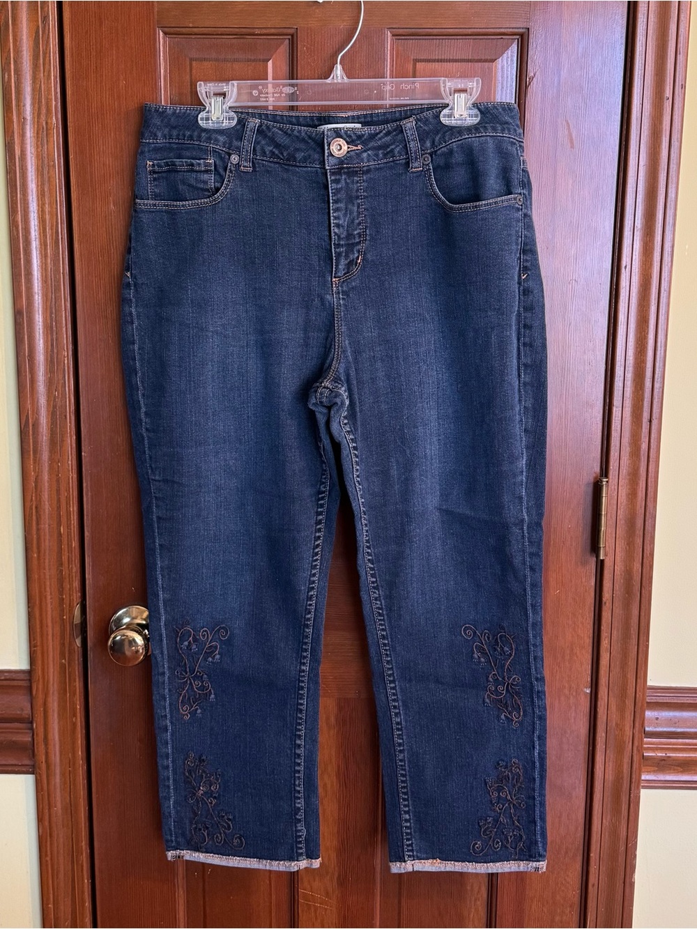 Coldwater Creek Medium Blue Embroidered Women's Jeans GUC